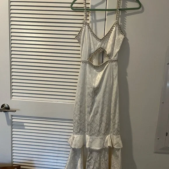 V. Chapman Luna Dress White Floral Brocade midi dress size 0